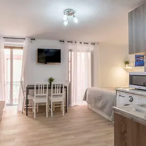 Sagasta Apartamento En Pleno Centro De Sevilla